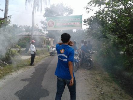 Peduli terhadap Desa, Karang Taruna lakukan Gotong Royong